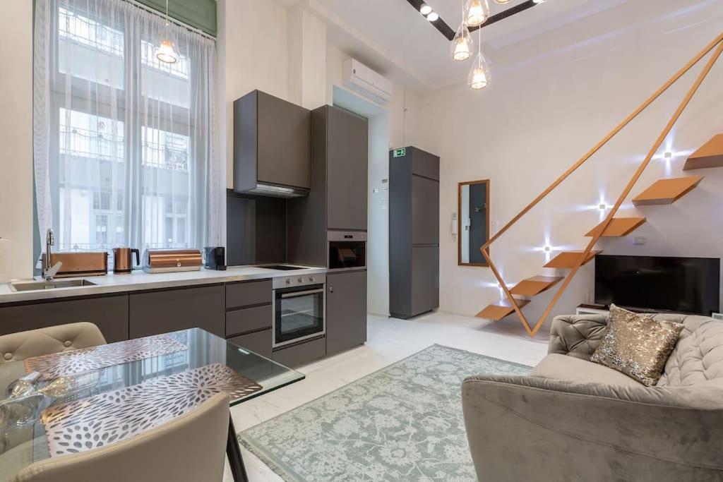 Premium Apartment By Hi5-King Street'S Luxury Budapest Exterior photo